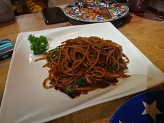 黑胡椒热辣意面-盘炉forenza·云贵川融合小食堂 ( 钟楼中柳巷店)
