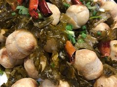 酸菜炒元宵-徐鼎盛民间菜(城南家园店)