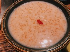 -老牌坊云南鱼豆花火锅(爱建店)