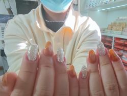 -瞧·享轻奢美甲美睫
