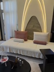 -Yuri尤里高定美肤中心