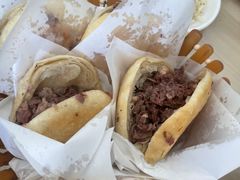 精品驴肉火烧-闫家驴肉老店(华电一校店)