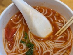 -三千粉牛肉米粉(来客茂店)
