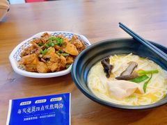 -桥香园云南过桥米线(红龙井店)