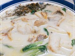 -明呈黄鱼面馆(斜土路店)