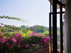 -鸿睿贝之语月子中心