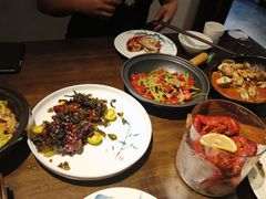 -聚汇三少·龙虾·中餐厅(莫邪路新天地店)