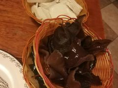 -绝城芋儿鸡(犀浦旗舰店)