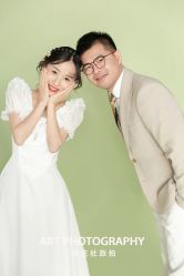 -纪梵希旅拍婚纱摄影(大连总店)