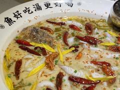 -江渔儿酸菜鱼·拔草餐厅(虎门君乐汇店)