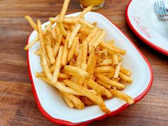 特色薯条配奶酪酱-Tubestation站点比萨(五道营店)