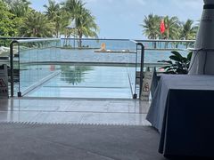 -亚龙湾喜来登·美景台大堂吧