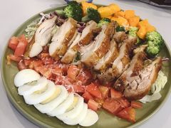 照烧鸡肉带皮沙拉-公园北鹿·铃兰餐厅(齐盛湖店)