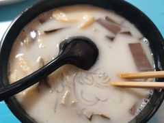 -鸭小妹鸭血粉丝(老门东店)