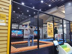 -嗨马乐动室内潮玩运动·团建·轰趴·桌游(南丰汇店)