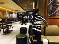 大堂-星巴克(保定万博广场店)