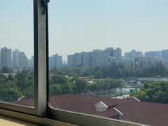 -武警上海市总队医院-停车场