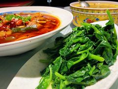 清炒豌豆尖-渝信川菜(西单店)