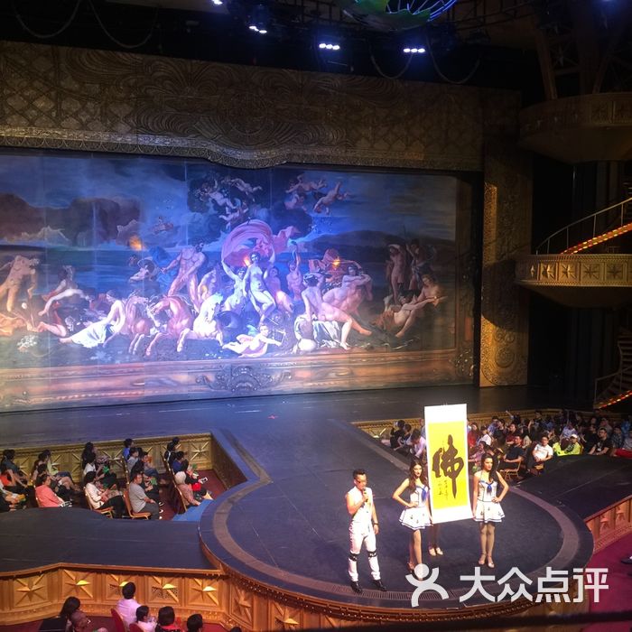 三亚美丽之冠大剧场