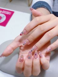 -瞧·享轻奢美甲美睫