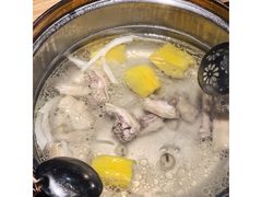 -椰夫人·养生椰子鸡(金沙洲永旺店)