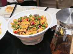 -鼎记酒楼(雁南一路店)