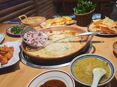 -洱火云南酸菜牛肉火锅(石景山当代商城店)