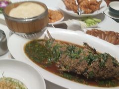 -梅利汴京烤鸭•开封豫菜地标店(东大街店)