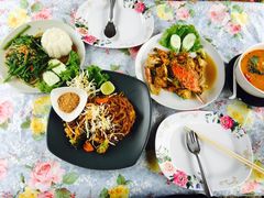 -Jungle Kitchen