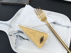 -UNI UNI(环亚凯瑟琳店)