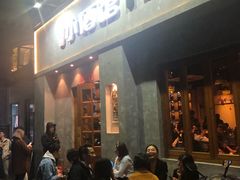 门面-串大叔炭火烤串·鸡西大冷面刀削面(总店)