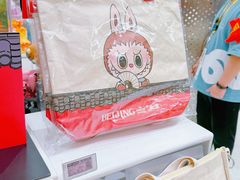 -泡泡玛特POPMART(蓝色港湾店)