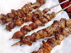-巴汗羊肉串烧烤店