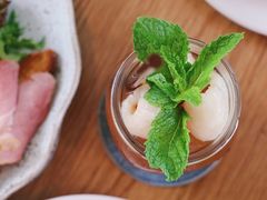 -ROAST coffee & eatery