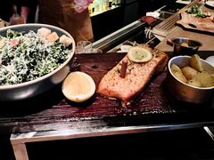 现烤三文鱼-THE CANNERY&JUJU 新鲜海鲜·牛排美食酒廊