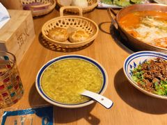 -洱火云南酸菜牛肉火锅(石景山当代商城店)