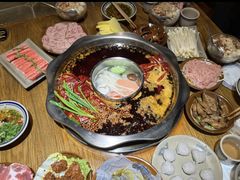 -周幺妹重庆老火锅(银泰城总店)