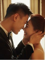 -易摄影婚纱摄影工作室