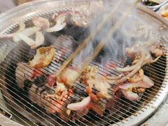 -围炉肉舍•炭烤活鳗•丹东海鲜烤肉(步行街店)