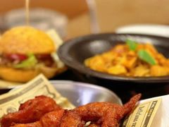 -mordew加州日记西餐&小酒馆(新天地店)
