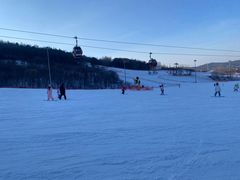 -中旅松花湖滑雪场