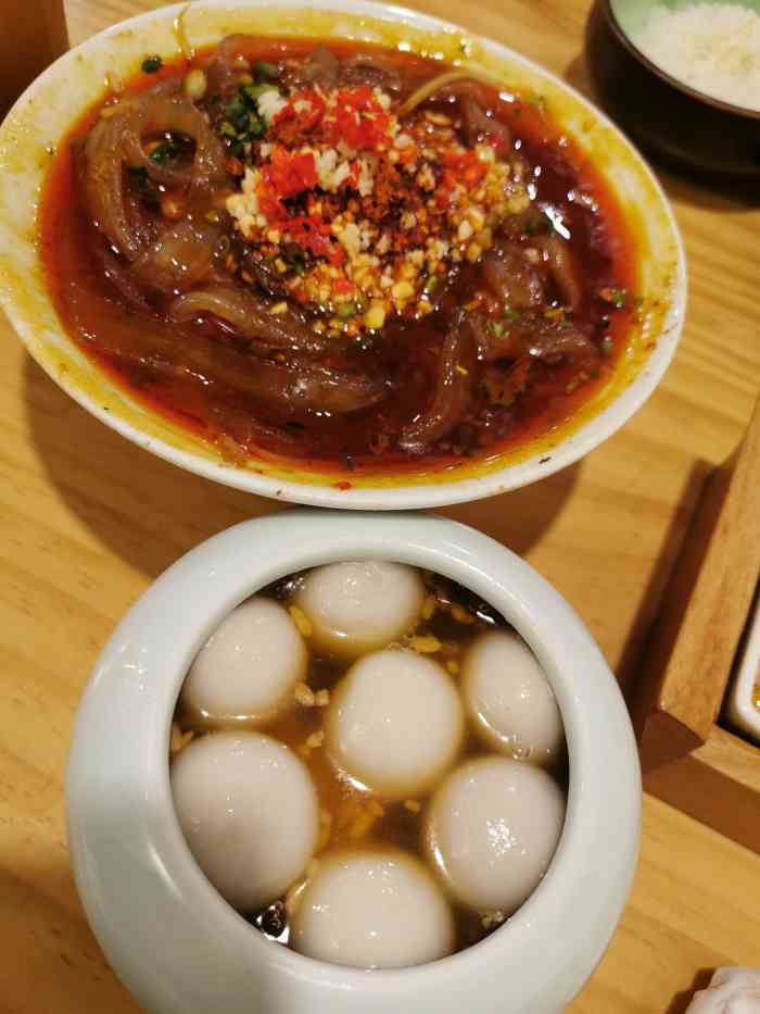 从前慢川小馆-"最近特别火的一家饭店,抱着很高的期望去的.