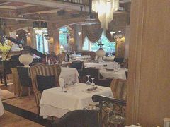 -火车头法国西餐厅