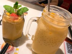 -新大咀港式茶餐厅(宝山万达店)