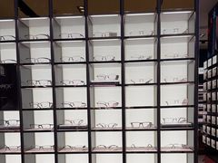 -LensCrafters亮视点(东方新天地店)