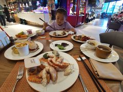 -松咖啡自助餐厅·松北香格里拉