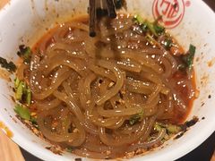 -万记麻辣烫国展总店