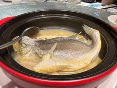 百秒黄花鱼-莆田餐厅PUTIEN(深圳湾万象城家宴店)