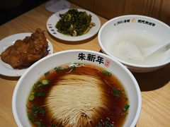 -朱新年·苏式汤团·面点(北寺塔店)