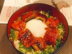 温泉蛋鳗鱼饭-名代宇奈备长炭烧鳗鱼居酒屋